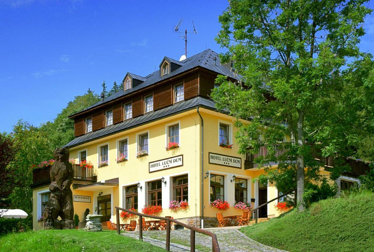 Lucni Dum Hotel